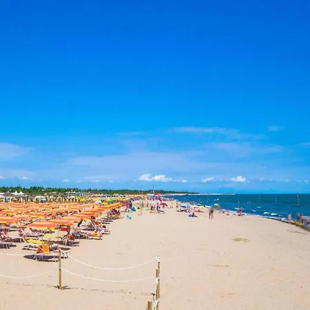 Elegant Near The Beach-beahost Apartment